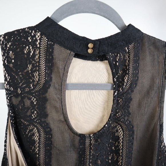 Laced Sleeveless Dress - Picture 8 of 8